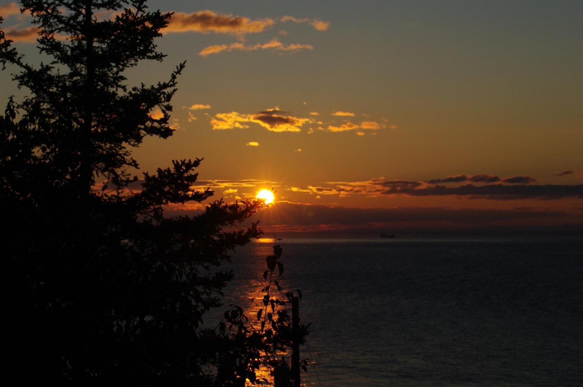 Auberge Des Eaux Vives La Malbaie Esterno foto