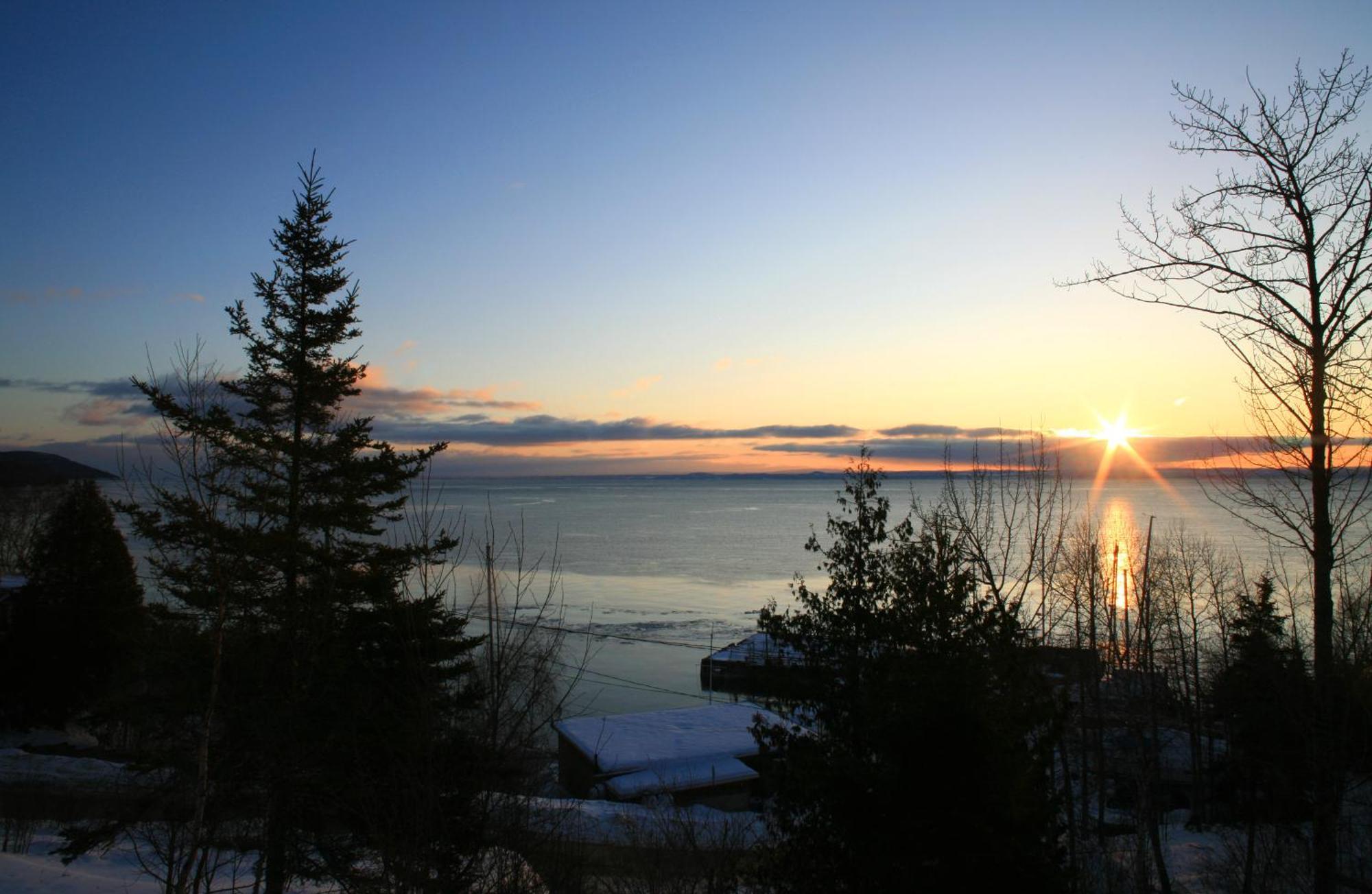 Auberge Des Eaux Vives La Malbaie Esterno foto